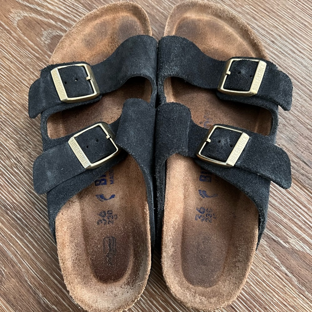 Navy suede Arizona Birkenstocks